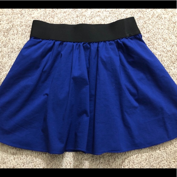 Express Dresses & Skirts - Express Design skirt